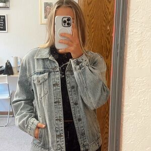 Kut from the Kloth Light Wash Denim Jacket